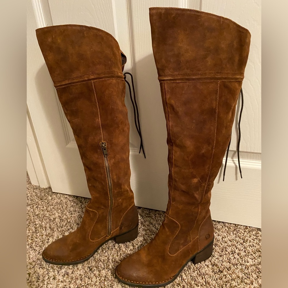 Born Boots NWT